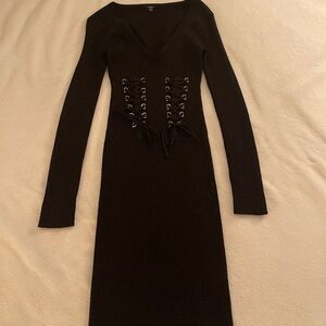 GUESS Vintage Elegant Black Lace-Up Dress